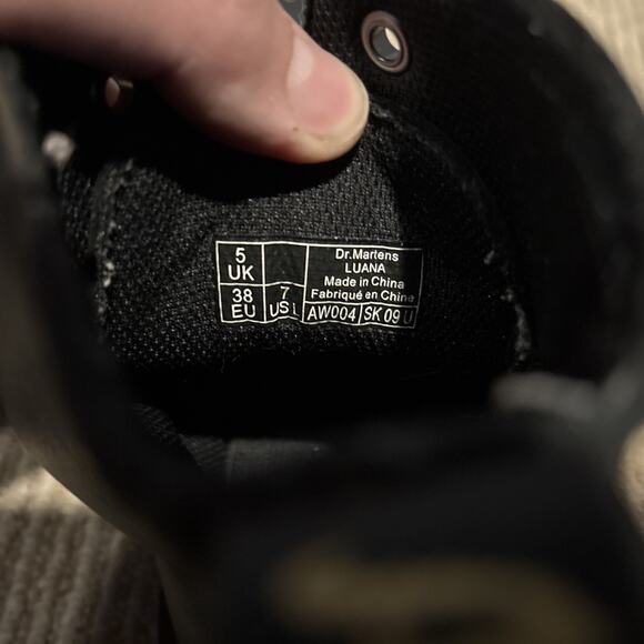 Dr Martens Air Weir Boots Luna AW004 SK10T Woman Size 7 Black - Picture 9 of 9